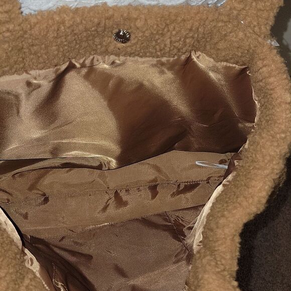 NWT Pink Victoria's Secret Cozy Teddy Bear Plush Sherpa Large Tote Bag - Picture 8 of 9